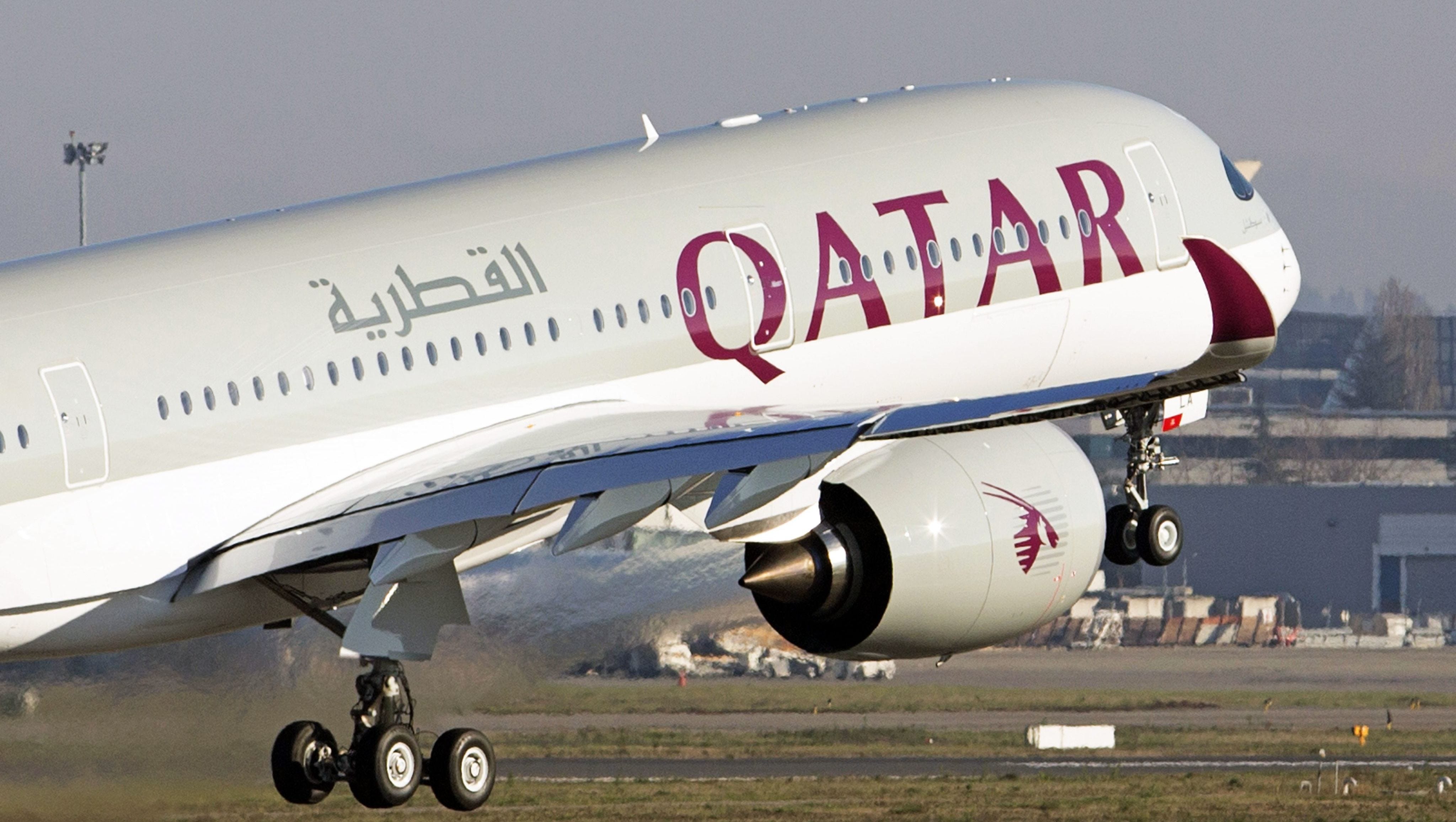Безкоштовне повернення авіаквитків Qatar Airways до вересня 2022 року